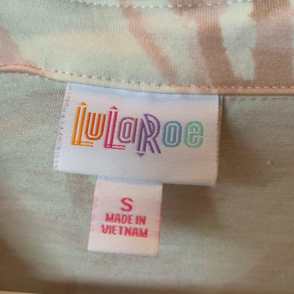 Bundle- LulaRoe Valentina’s 🦀  🐚 😎☀️🍉⛱ - Picture 4 of 9